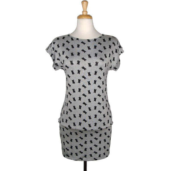Spring/ Summer short sleeved dog printed stretchy tunic perfect over leggings or jeans or as a short dress.